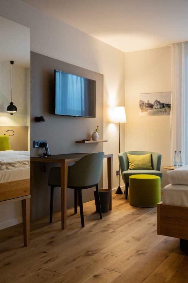 Zum Loewen Hotell Eimeldingen Eksteriør bilde